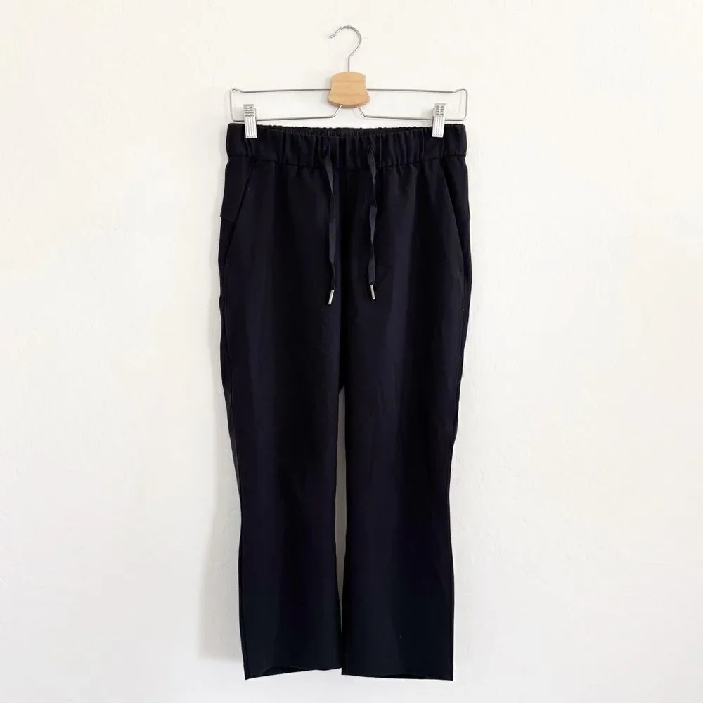 Lululemon On The Fly Crop Woven 23
